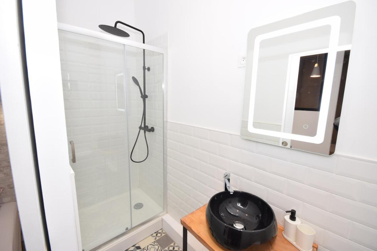 Chic Appart Design - Hyper Centre - Tramway - Free Wifi - Lerelaisdodile12 Valenciennes Exterior foto
